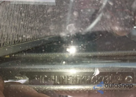 2019 Jeep Wrangler Unlimited Rubicon 4X4 z USA, uszkodzony, nr VIN 1C4HJXFN7KW687358